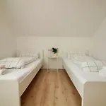 Helle Im Schwarzwald - 2 Schlafzimmer - Ruhig & Zentral Appartamento