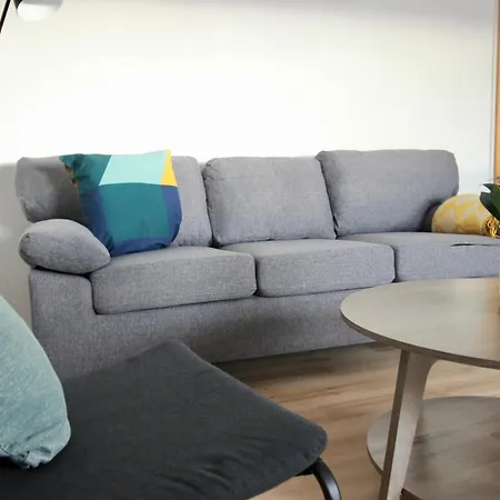 Helle Im Schwarzwald - 2 Schlafzimmer - Wlan - Holzapfel