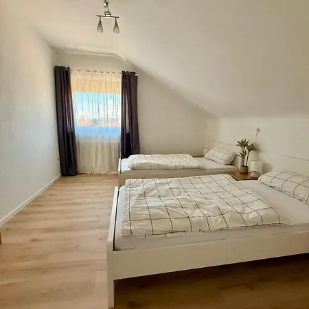Apartamento Helle Im Schwarzwald - 2 Schlafzimmer - Wlan - Holzapfel Villingen-Schwenningen