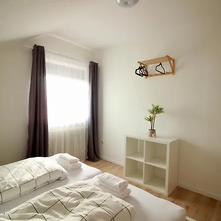 Apartamento Helle Im Schwarzwald - 2 Schlafzimmer - Wlan - Holzapfel *
